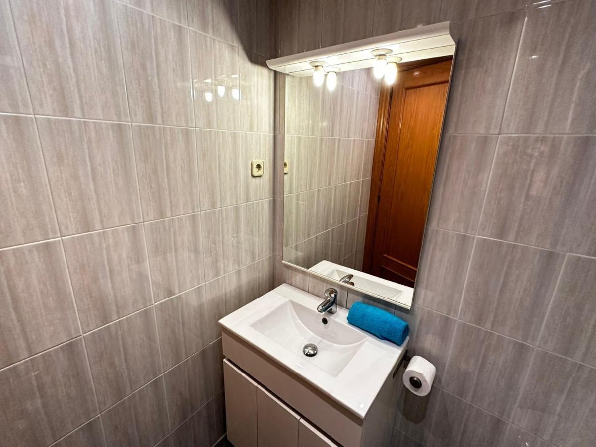 Habitaciones Acogedoras Барселона Екстериор снимка
