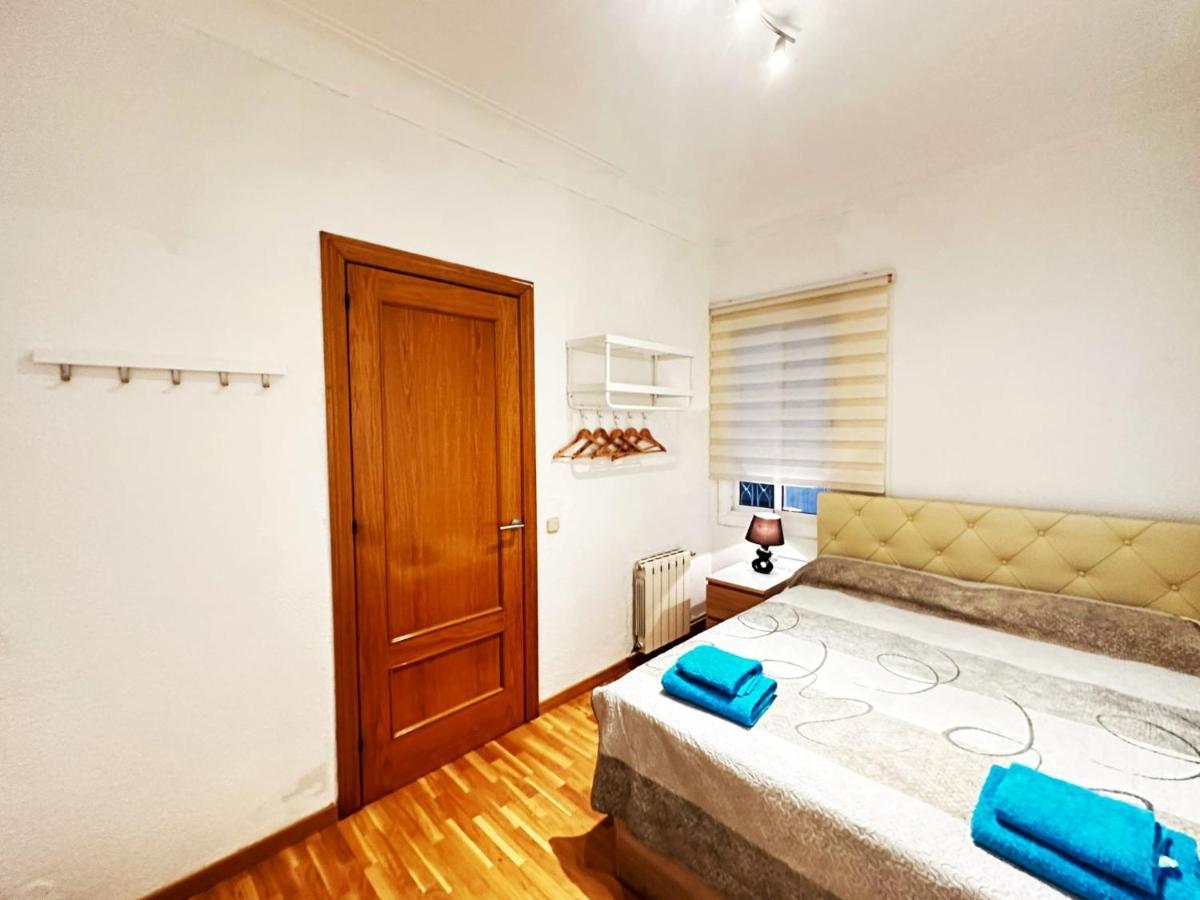 Habitaciones Acogedoras Барселона Екстериор снимка