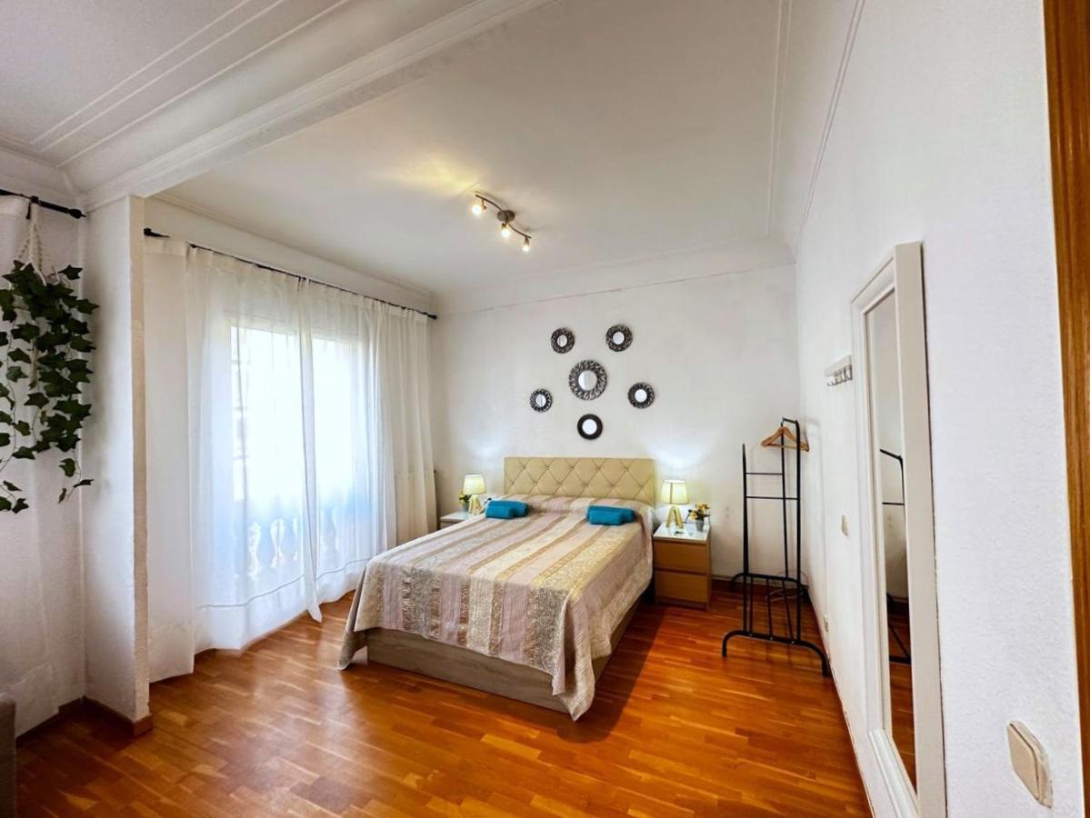 Habitaciones Acogedoras Барселона Екстериор снимка