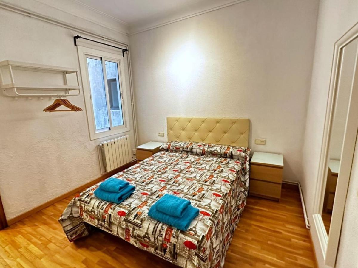 Habitaciones Acogedoras Барселона Екстериор снимка