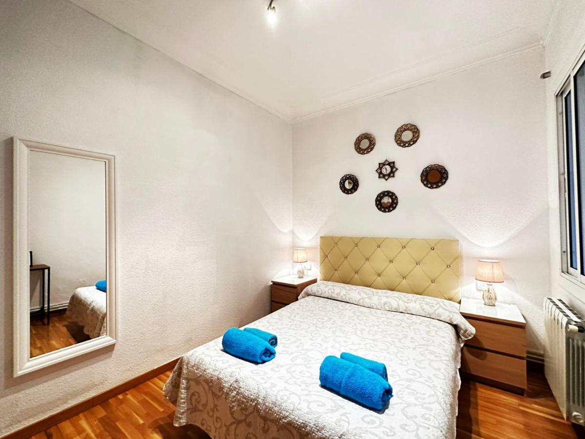 Habitaciones Acogedoras Барселона Екстериор снимка